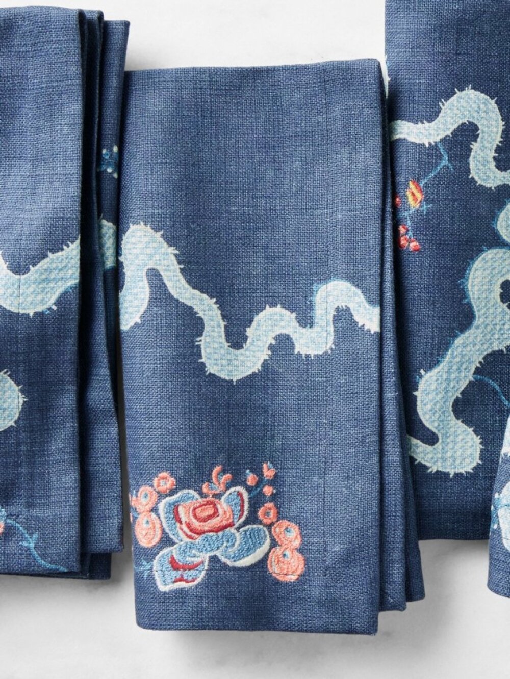 Williams Sonoma Embroidered Japanese Blossom Napkins Blue Dining Set of 4 NWT